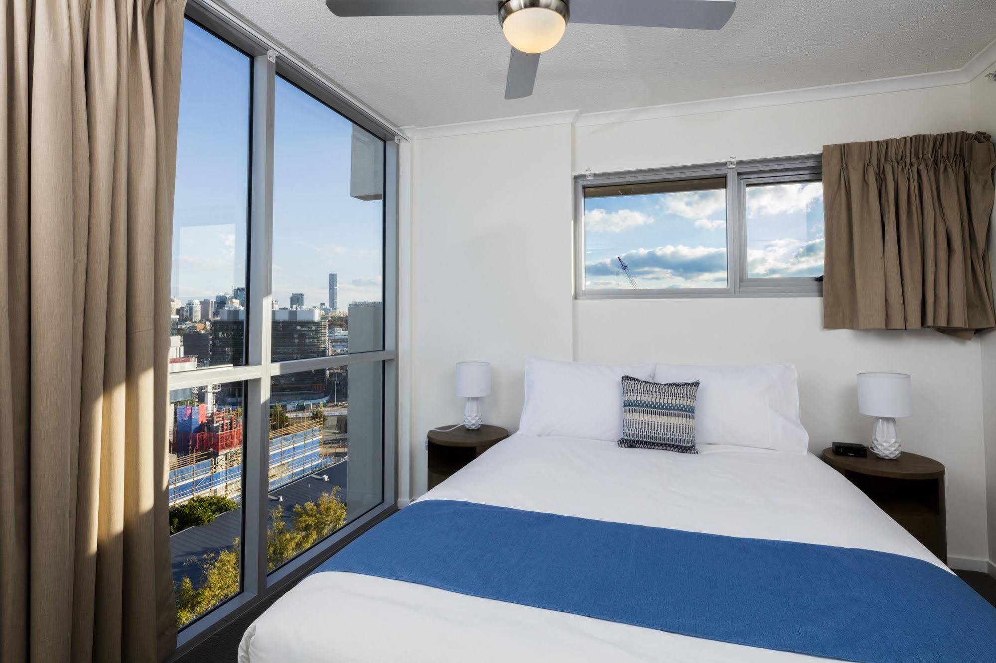 Direct Collective - Pavilion And Governor On Brookes Aparthotel 4*